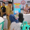 Bupati Kuningan saat meninjau Mini Job Fair SMK Pertiwi.